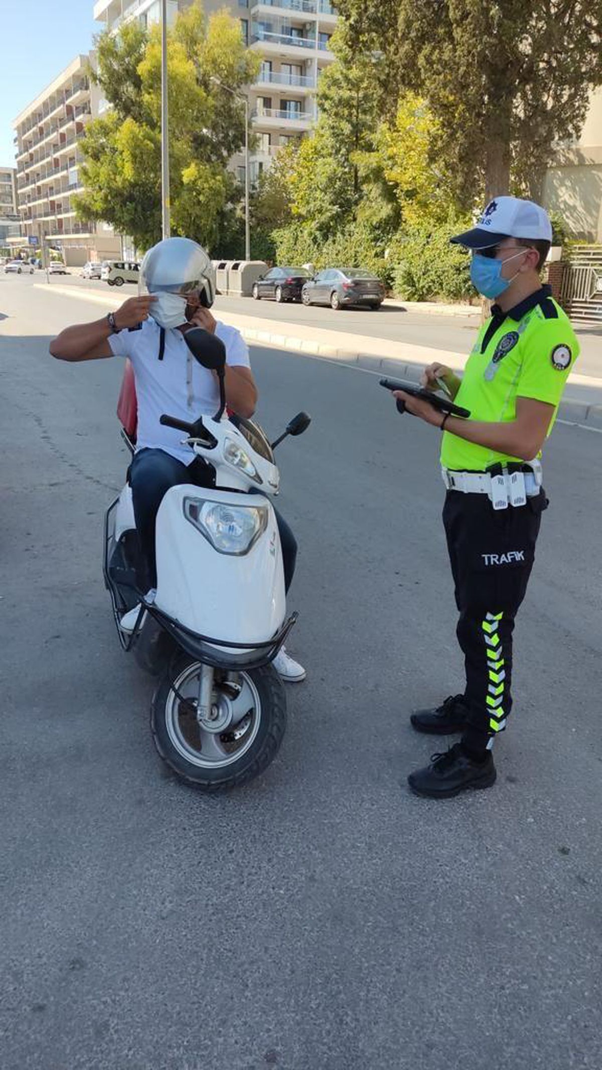 İzmir\'de motosiklet sürücülerine yönelik denetim yapıldı
