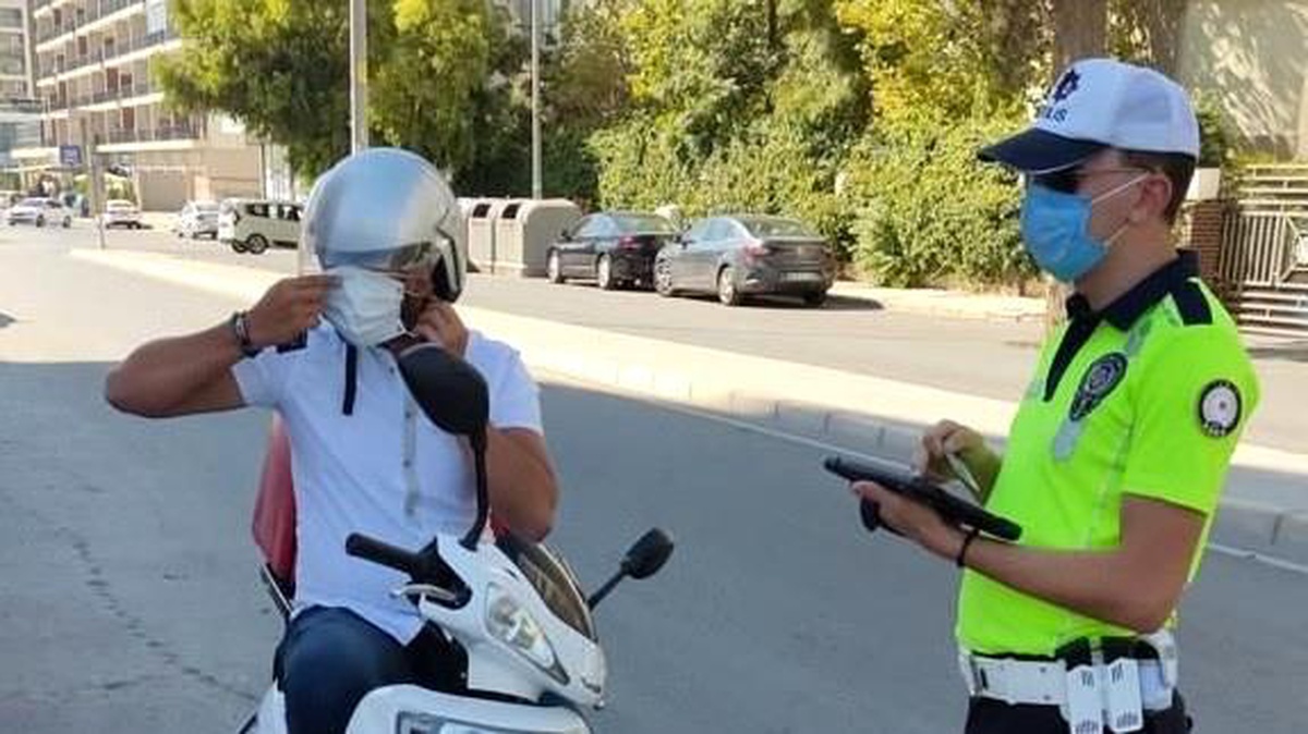 İzmir\'de motosikletlilere denetim: 448 sürüye ceza kesildi