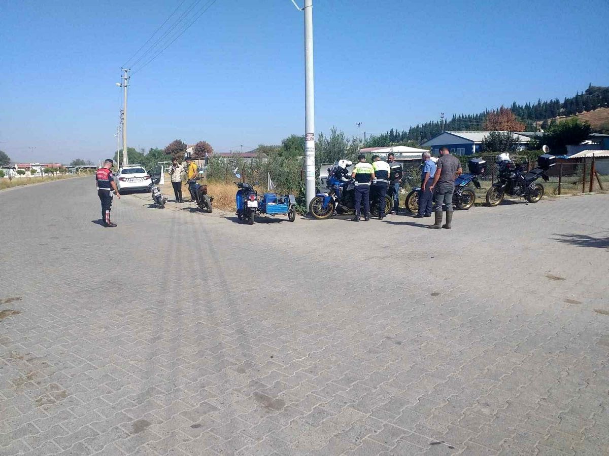 Manisa\'da jandarma ekiplerinden motosiklet denetimi