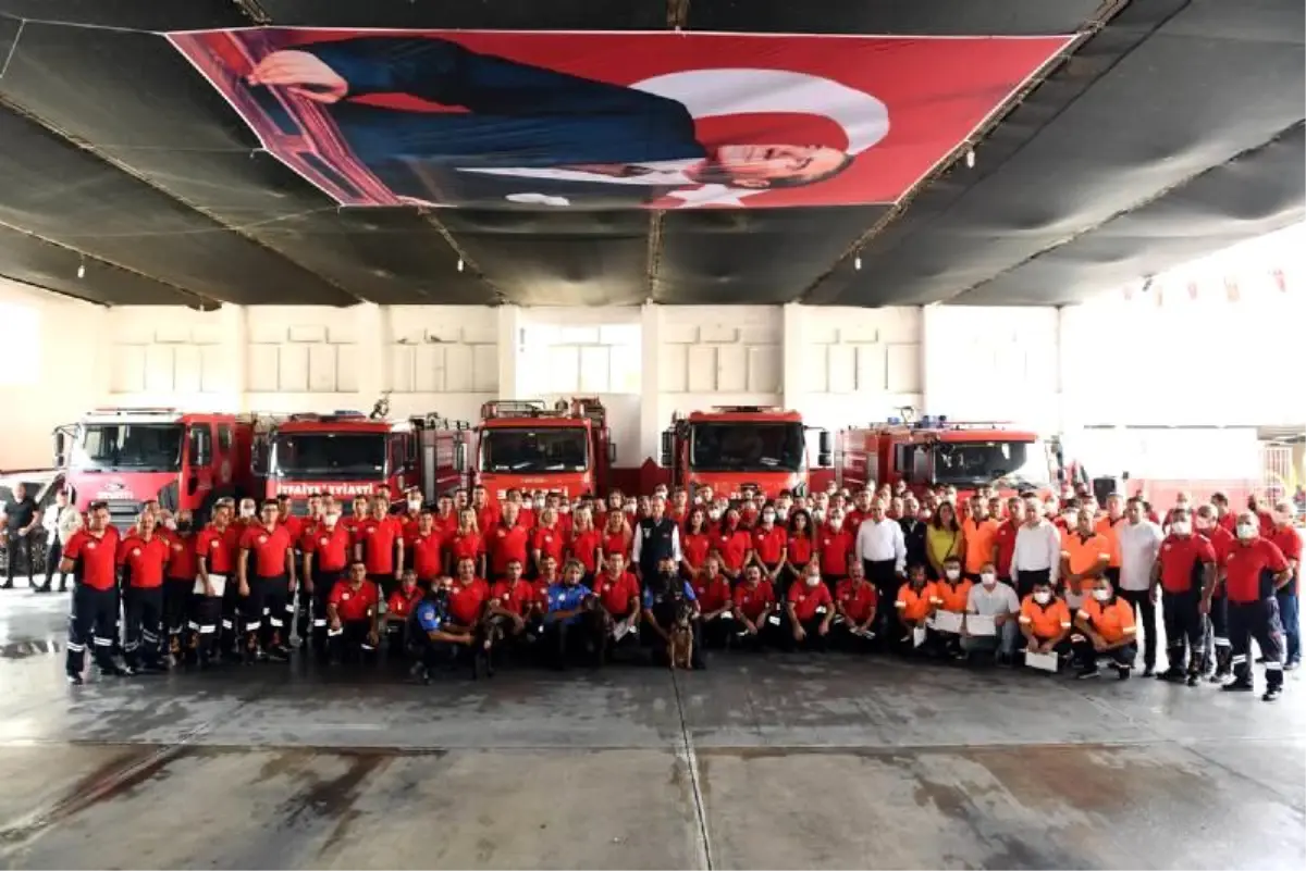Mersin Büyükşehir İtfaiyesi, 8 Ayda 15 Bin 993 Görevi Yerine Getirdi