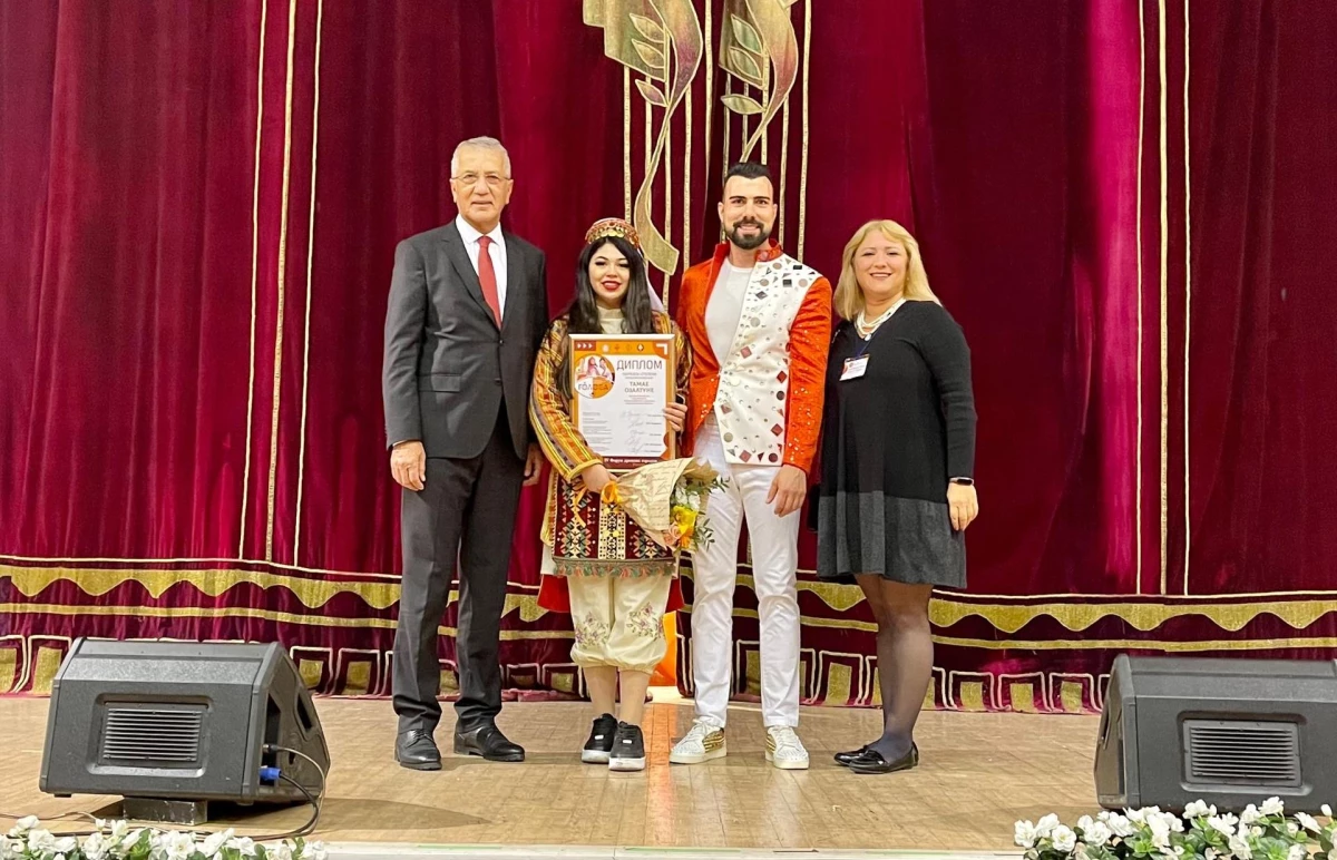 Mersinli şarkıcı Tamay Özaltun, "Uluslararası Antik Kentlerin Sesleri" yarışmasında birinci oldu