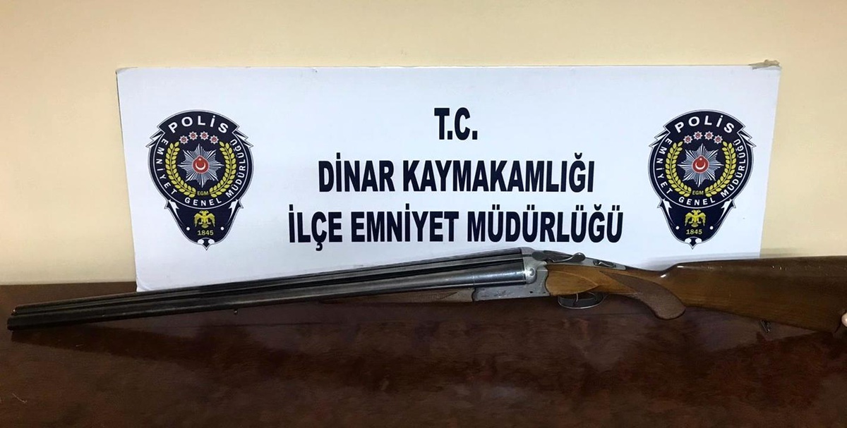 Motosiklette ruhsatsız tüfek ele geçirildi