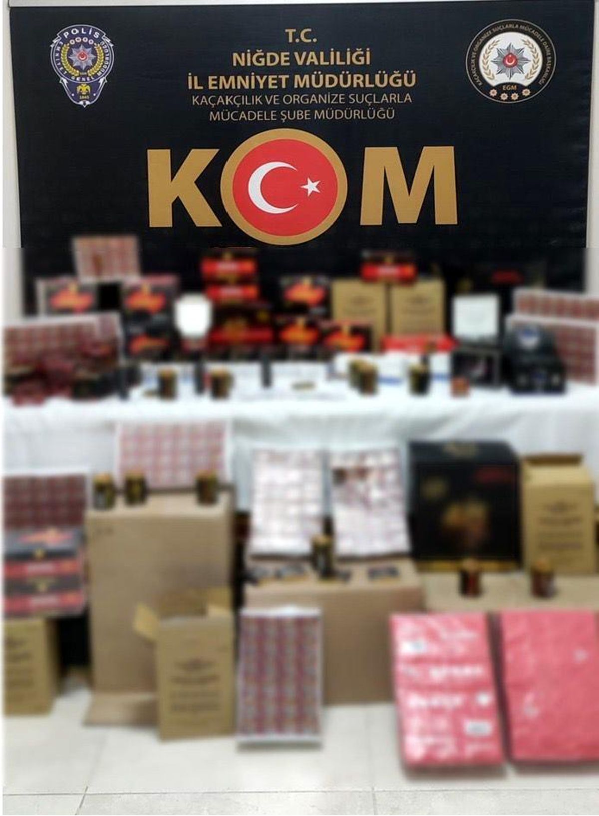 Niğde\'de 6 bin 480 paket kaçak cinsel içerikli ürün ele geçirildi