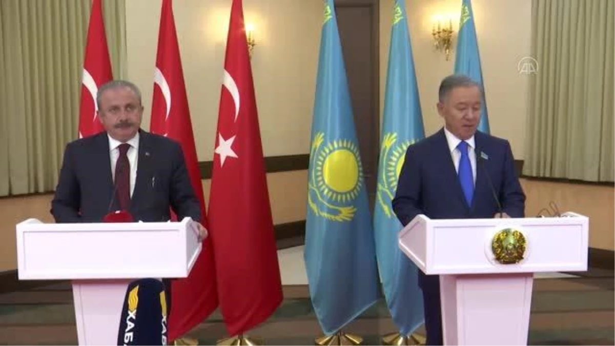 Son dakika haberi... NUR SULTAN - TBMM Başkanı Şentop, Kazakistan Meclis Başkanı Nigmatulin ile ortak basın toplantısı düzenledi