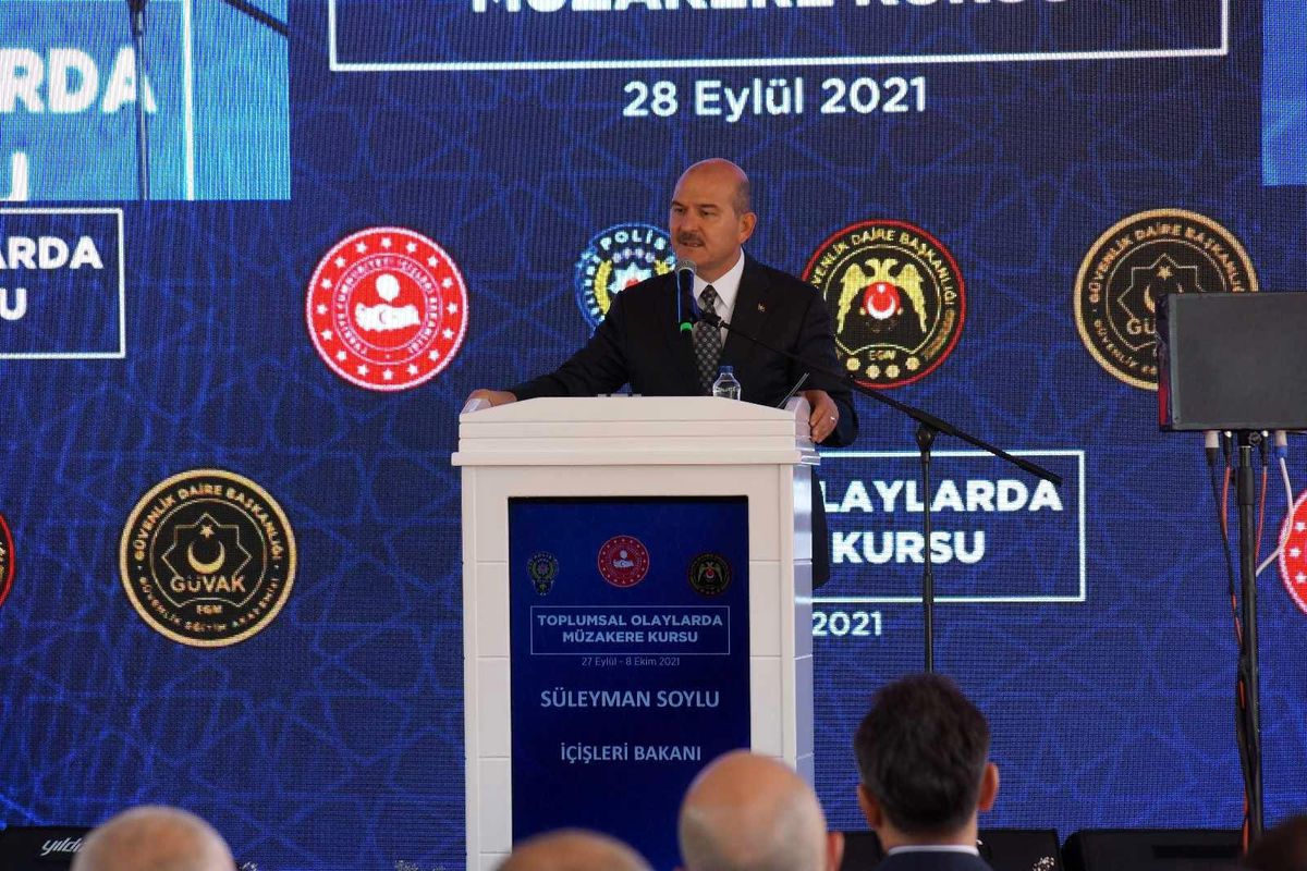Bakan Soylu: "Eylemlere katılanlar öğrenci dahi değil"