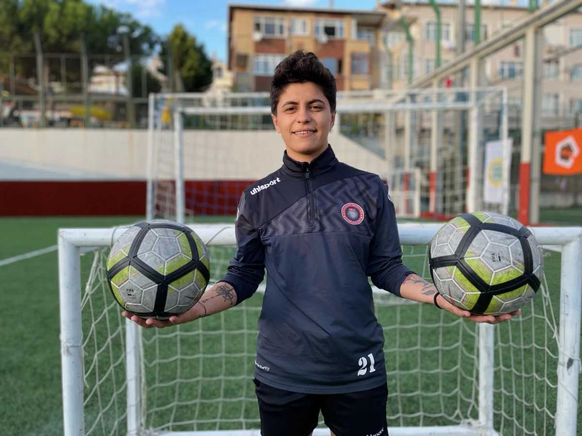Gol kraliçesi Diyarbakırlı Zelal\'in futbolla değişen hayatı