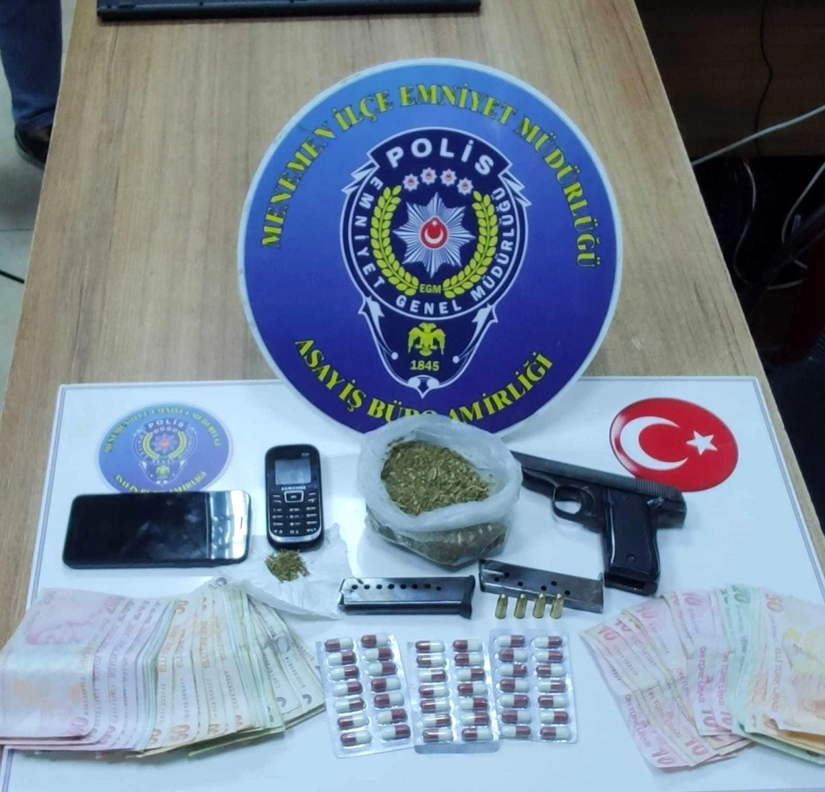 İzmir\'de uyuşturucu operasyonu: 1 tutuklama