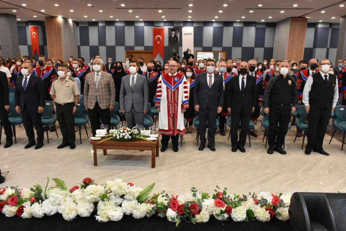 MAKÜ\'de yeni akademik yıl, yüz yüze eğitim heyecanıyla başladı