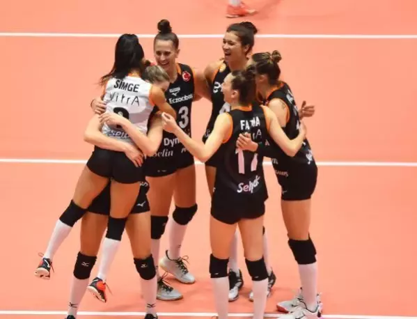 Mert Grup Sigorta: 3-0 Mert Grup Sigorta: 3-0