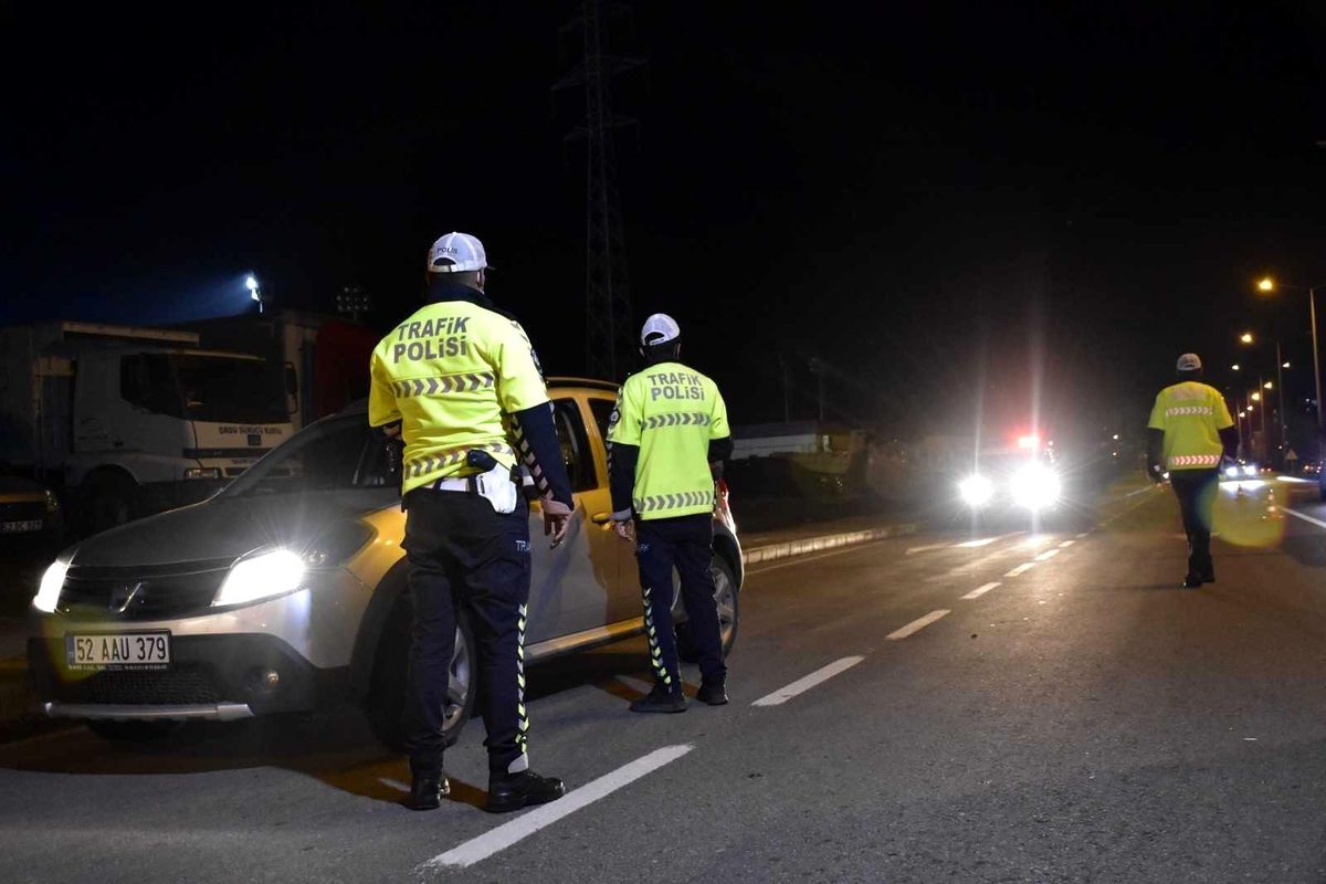 Ordu\'da 69 araç trafikten men edildi, 27 sürücünün ehliyeti geri alındı
