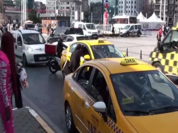 Taksim'de denetim; taksiciden bu kez uzun mesafe bahanesi