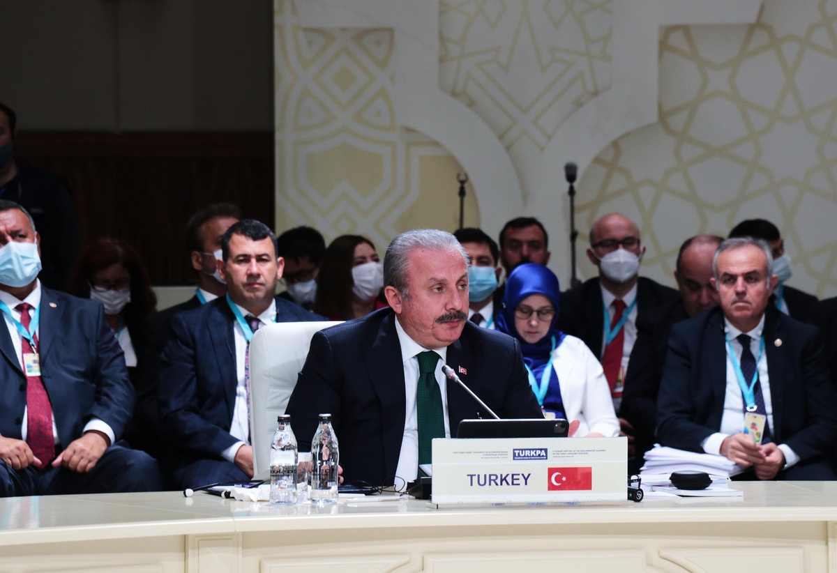TBMM Başkanı Şentop, FETÖ\'nün kardeş ülkelerin milli güvenliğine tehdit oluşturduğunu söyledi