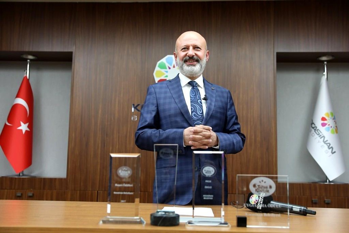 TKB\'DEN Kocasinan Belediyesi\'ne uygulama ödülü