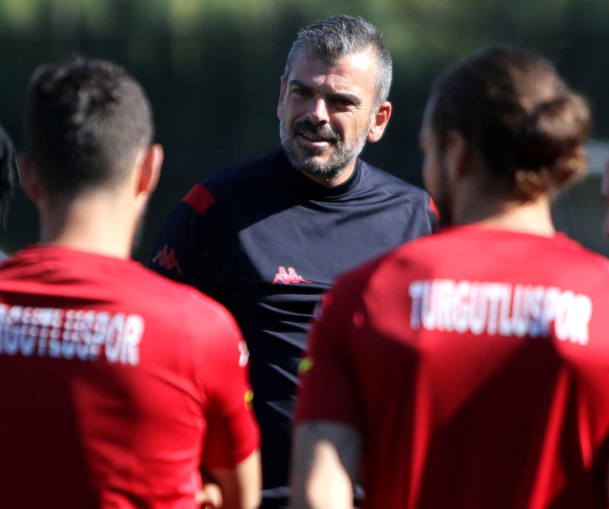 Turgutluspor Teknik Direktörü Akgün: "Skor illaki gelecek"