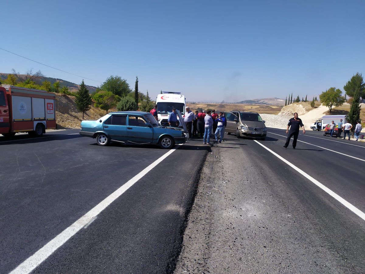 Adıyaman\'da trafik kazasında 2 kişi yaralandı