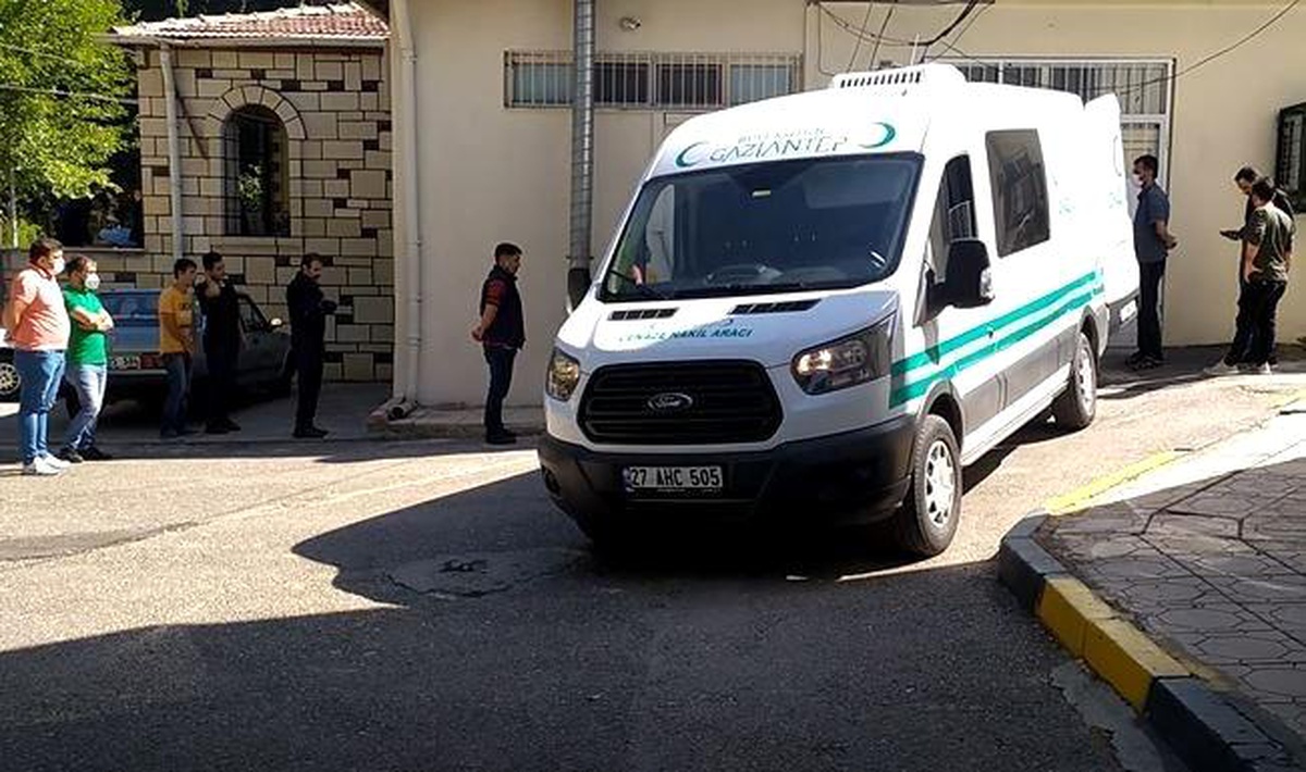 Son dakika haber: Alt geçit duvarına çarpan genç motosiklet sürücüsü hayatını kaybetti