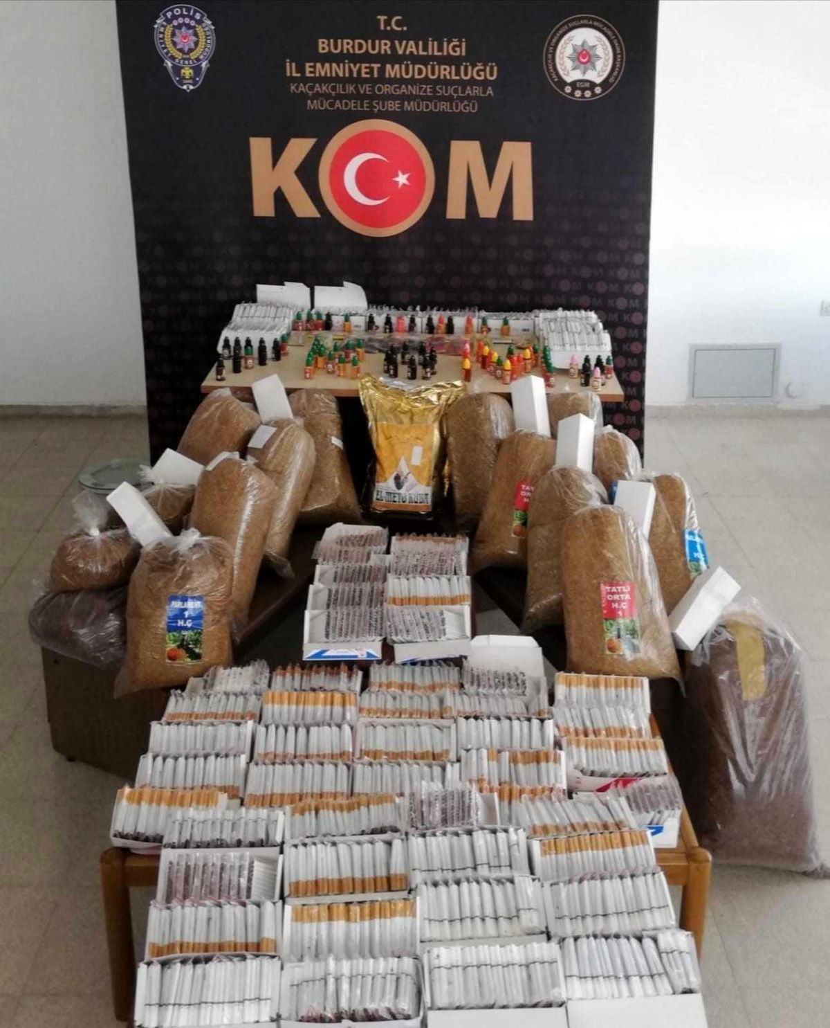 Burdur\'da kaçak sigara operasyonu