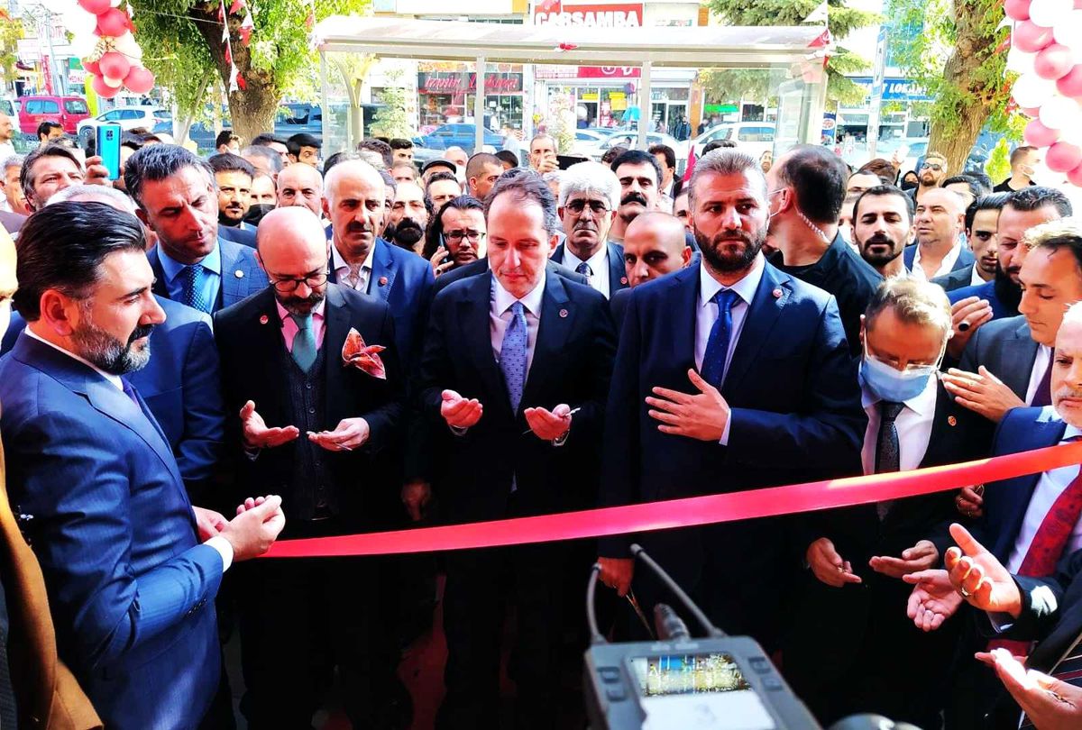 Erbakan: "Van, Milli Görüş\'ün kalesi olacaktır"
