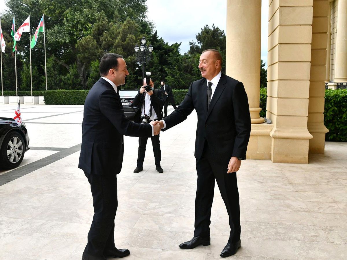 Gürcistan Başbakanı Garibaşvili, Aliyev tarafından kabul edildi
