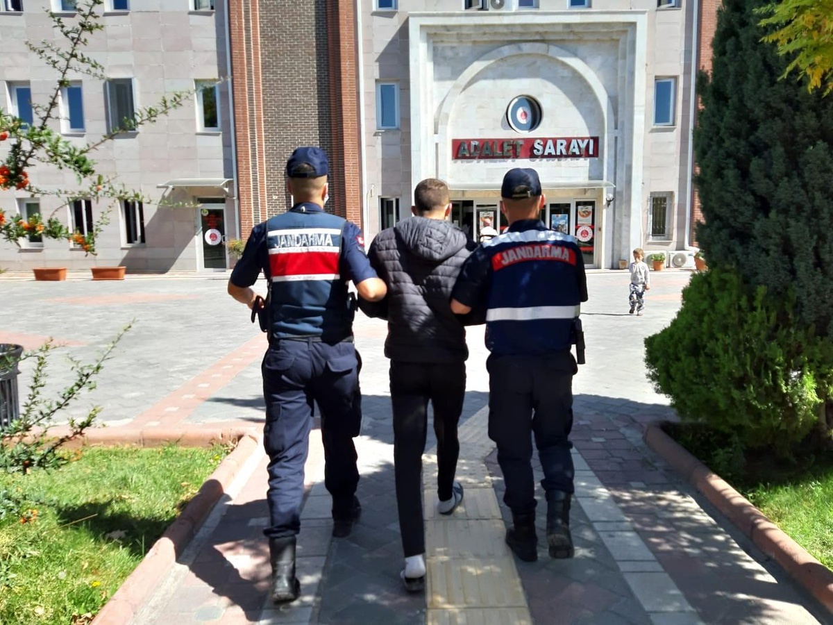 Isparta\'da su sayacı ve motosiklet hırsızları yakalandı