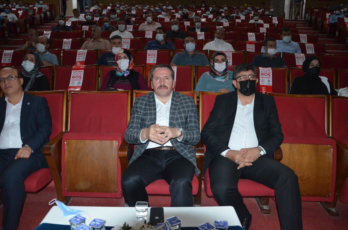 Memur-Sen Genel Başkanı Yalçın, Batman\'daki İl Divan Toplantısı\'nda konuştu Açıklaması