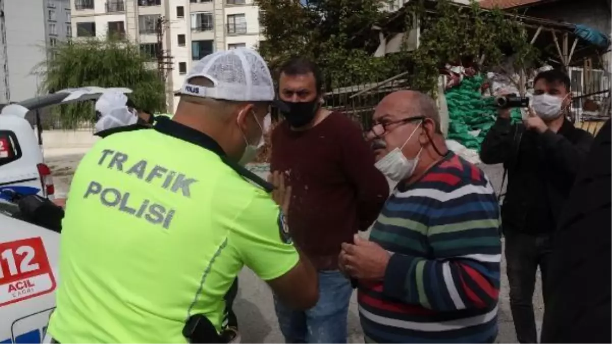 Polis müdüründen kırmızı ışık ihlali yapan sürücüye: Cezanı ben öderim, yeter ki size bir şey olmasın