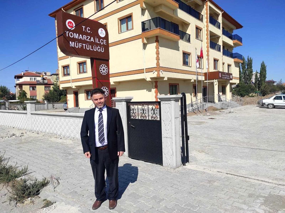 Tomarza İlçe Müftülüğü yeni hizmet binasına taşındı