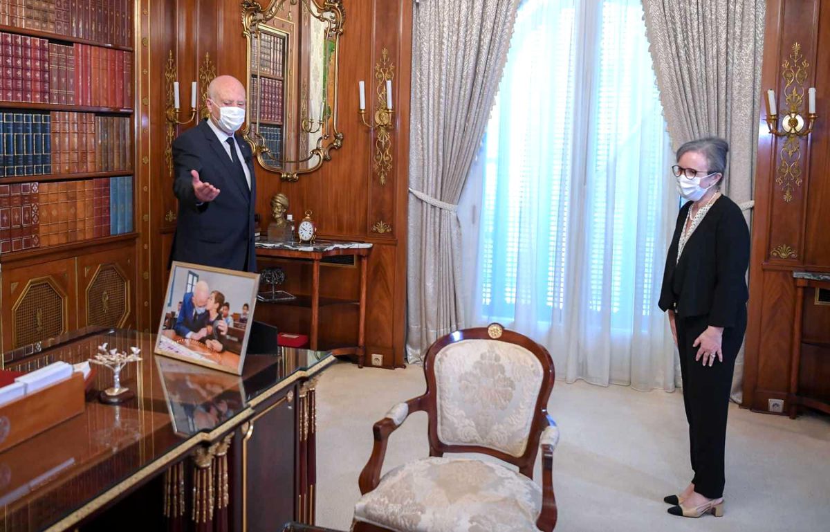 Tunus\'a ilk kadın Başbakan