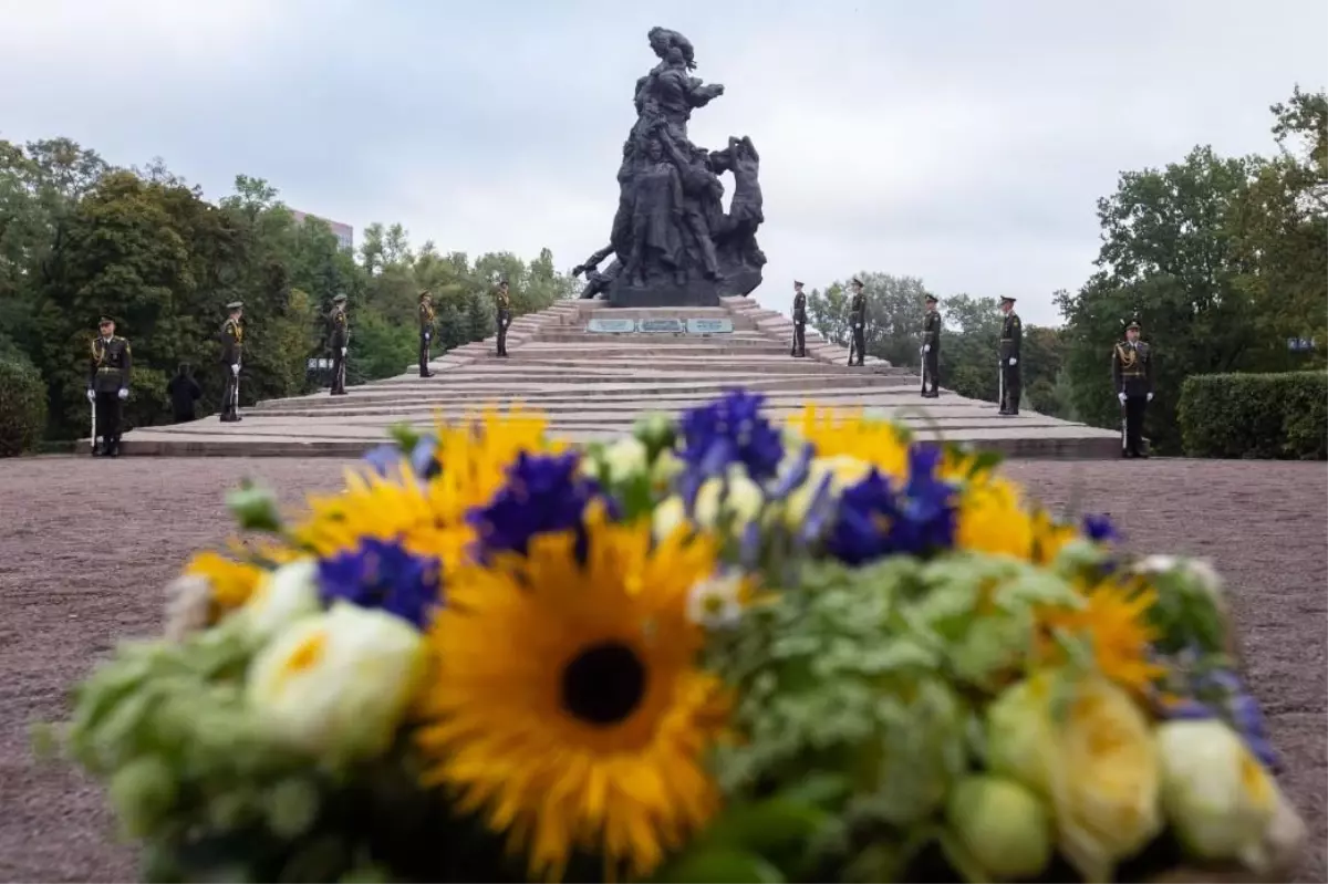 Ukrayna\'da "Babi Yar Katliamı"nın 80. yılında hayatını kaybedenler anıldı