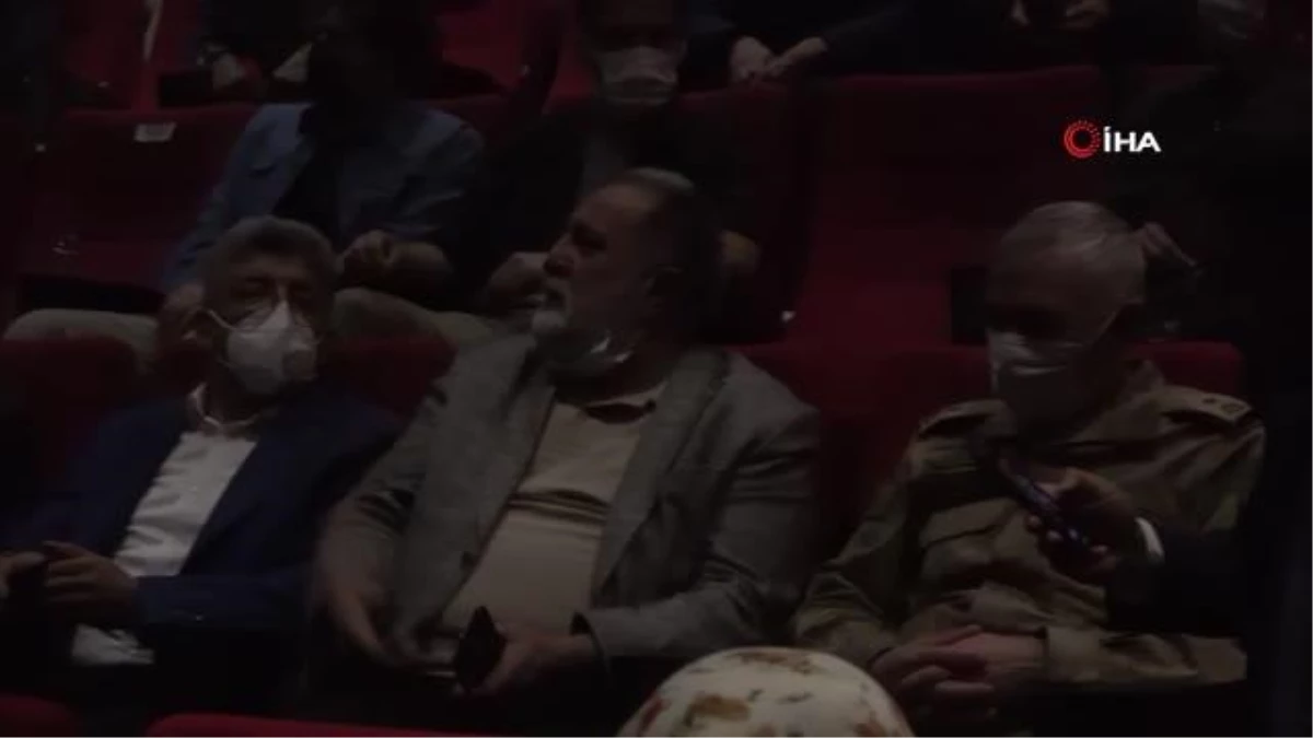 Van Valisi Bilmez, "Akif" filmini izledi