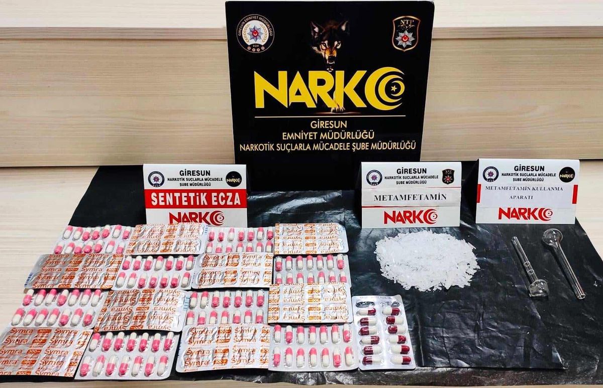 Zehir tacirleri tutuklandı