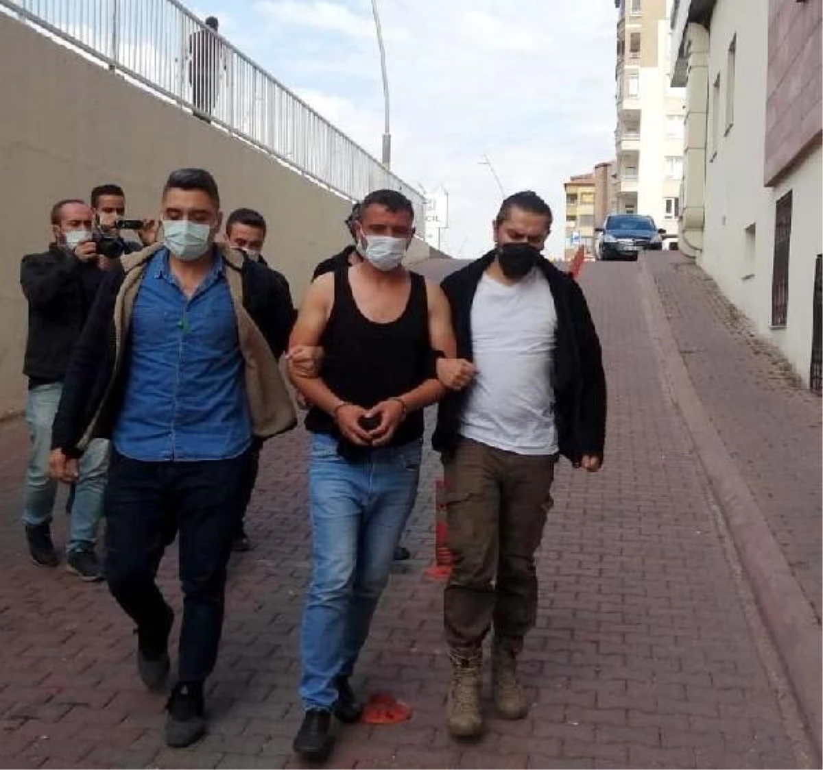 Kayseri\'de 10 yıl 4 ay hapis cezası bulunan firari hükümlü yakalandı