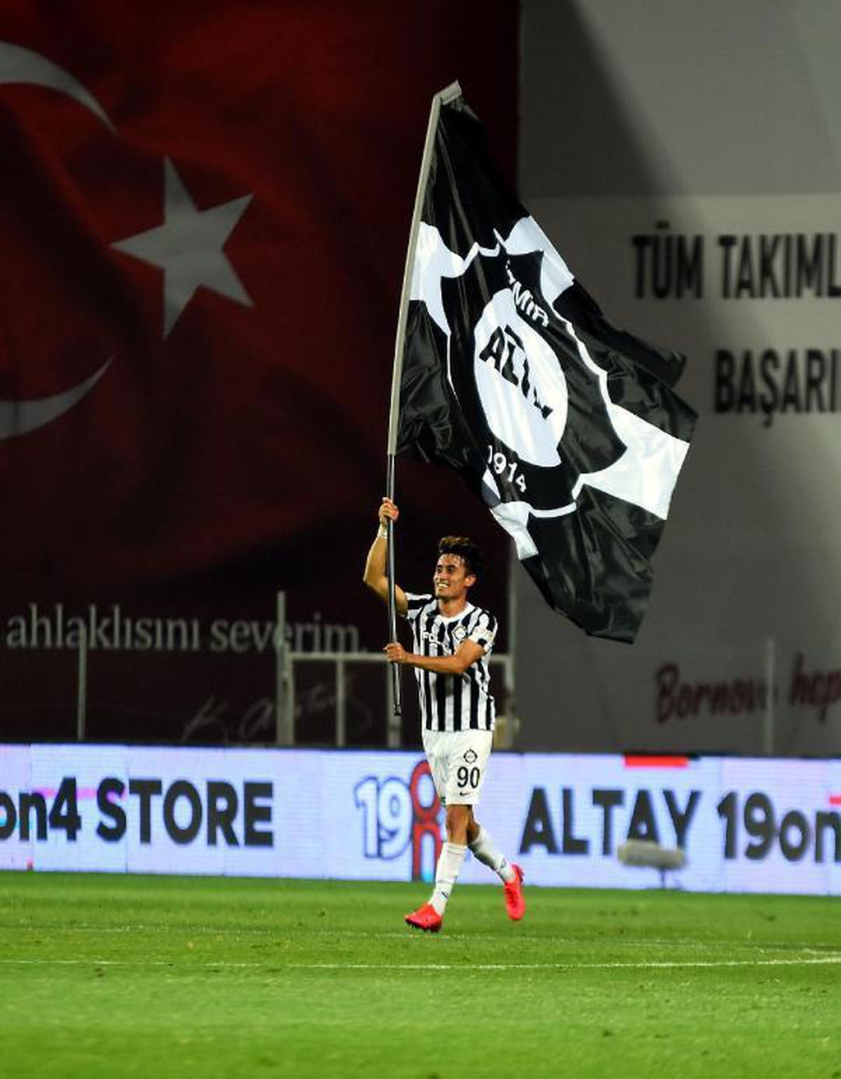 Altay\'da Cebrail parlıyor