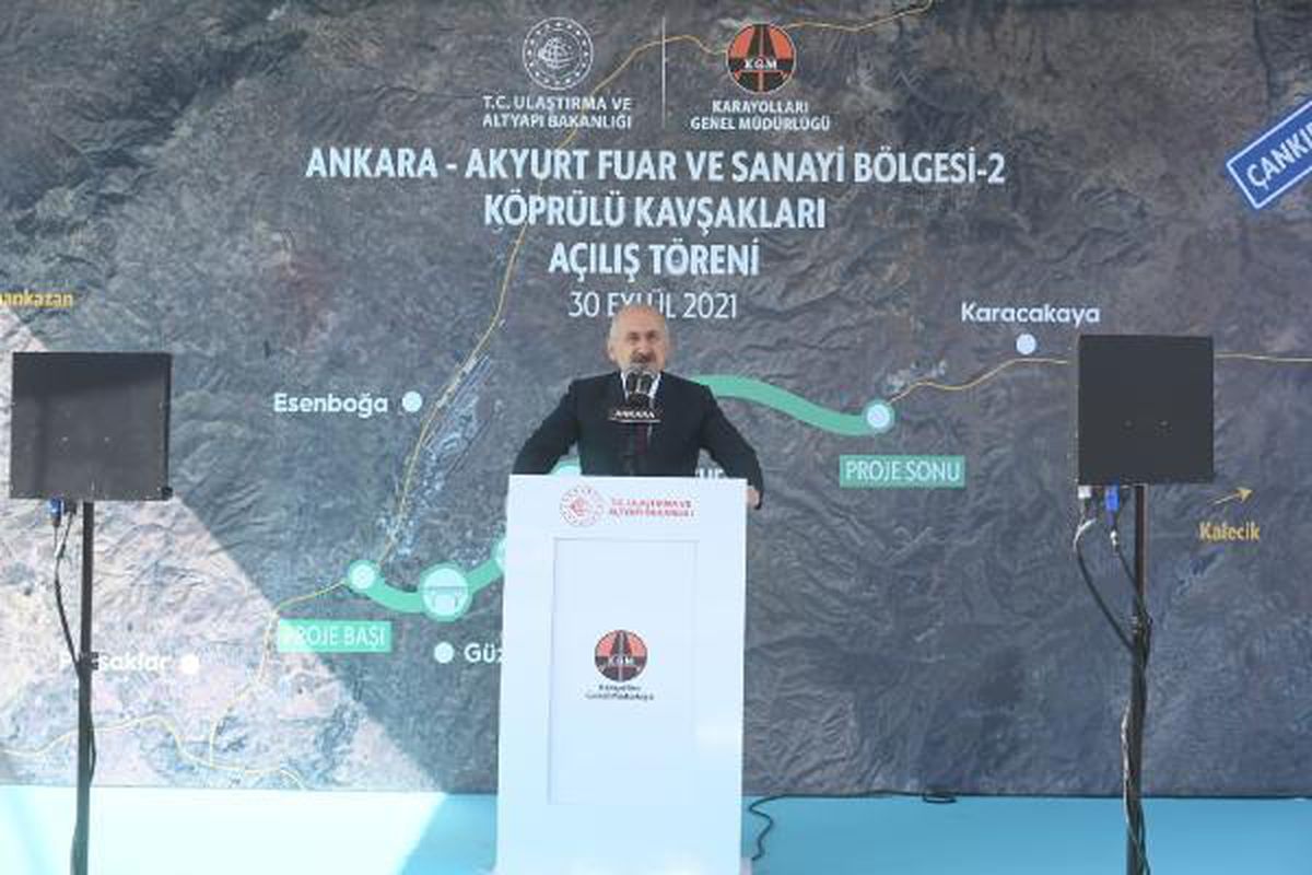 Bakan Karaismailoğlu\'ndan tarihi Develioğlu Köprüsü\'nde inceleme (2)