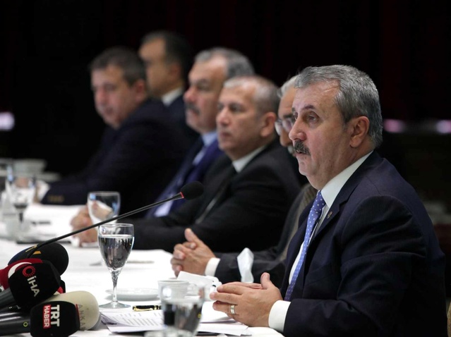 Destici: Kürt sorunu vardır demek yetmez, bunu tanımlayacaksınız. HDP ile gizli kapılar arkasında konuşmayacaksınız 