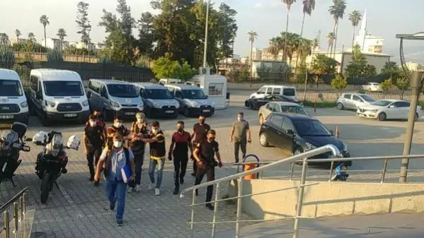 ESKİ UZMAN ÇAVUŞ, EŞİ VE 2 ÇOCUĞUNU BOĞARAK ÖLDÜRMÜŞ ESKİ UZMAN ÇAVUŞ, EŞİ VE 2 ÇOCUĞUNU BOĞARAK ÖLDÜRMÜŞ