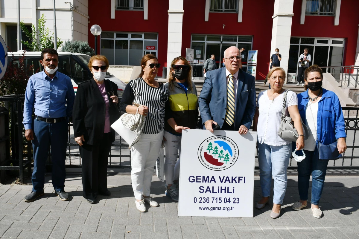 GEMA Vakfı, Gediz Nehrini kirlettiği iddiasıyla Turgutlu OSB hakkında suç duyurusunda bulundu