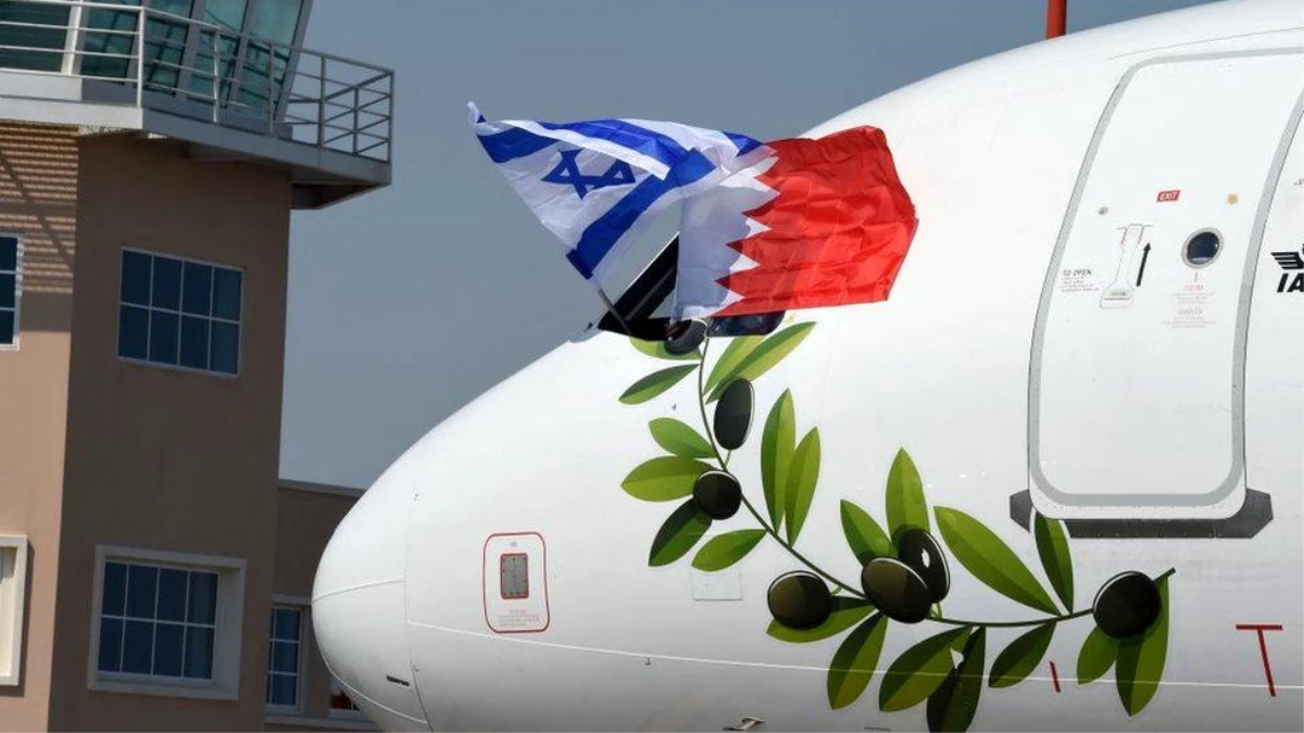 İsrail Dışişleri Bakanı Lapid\'den Bahreyn\'e tarihi ziyaret: İki ülke arasında uçak seferleri başladı