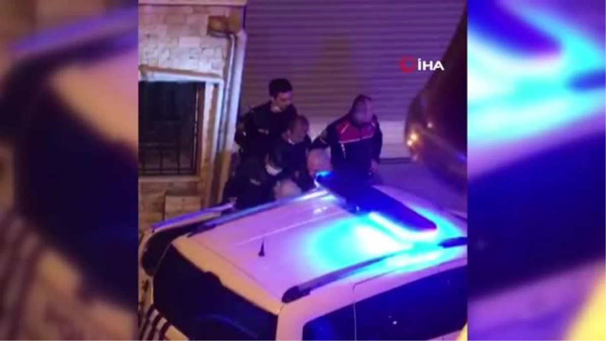 İstanbul\'da dehşet: Uyuşturucu parası isteyen oğlunu tabanca ile vurdu