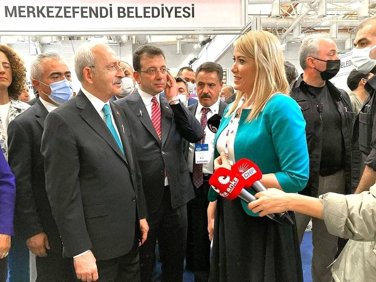 Kılıçdaroğlu, Merkezefendi Belediyesi\'nin standında