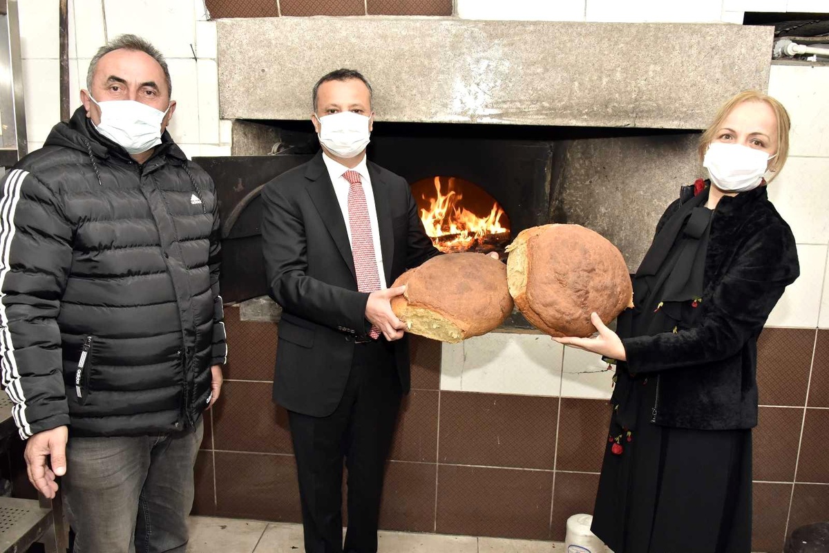 Vali Taşbilek: Araköy ekmeği bizim için çok kıymetli