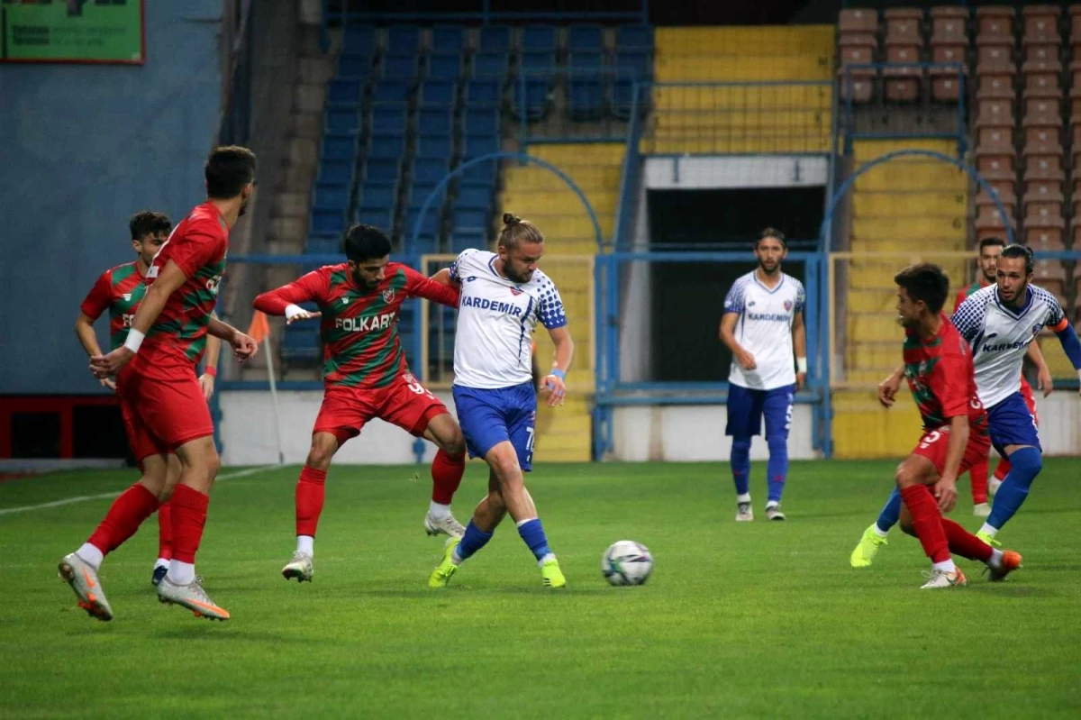 Ziraat Türkiye Kupası: Kardemir Karabükspor: 1 Karşıyaka: 3
