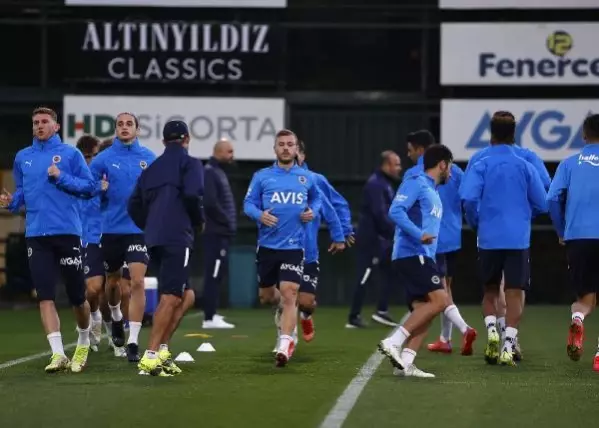 Fenerbahçe'de Kasımpaşa hazırlıkları başladı Fenerbahçe'de Kasımpaşa hazırlıkları başladı