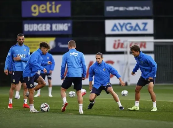 Fenerbahçe'de Kasımpaşa hazırlıkları başladı Fenerbahçe'de Kasımpaşa hazırlıkları başladı