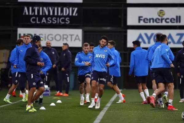 Fenerbahçe'de Kasımpaşa hazırlıkları başladı Fenerbahçe'de Kasımpaşa hazırlıkları başladı