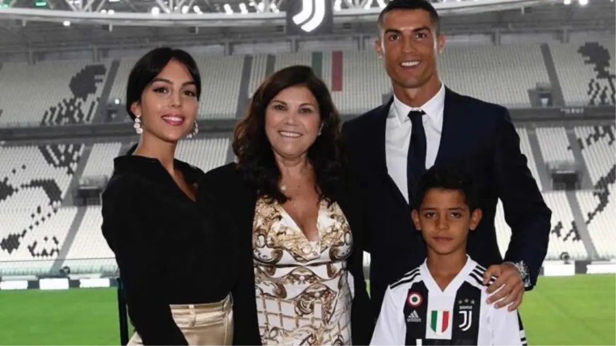 Ronaldo ve Georgina Rodriguez\'un evliliğine anne engeli geldi