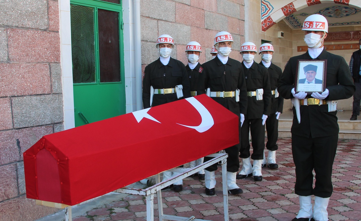 Kıbrıs gazisi Saray son yolculuğuna uğurlandı