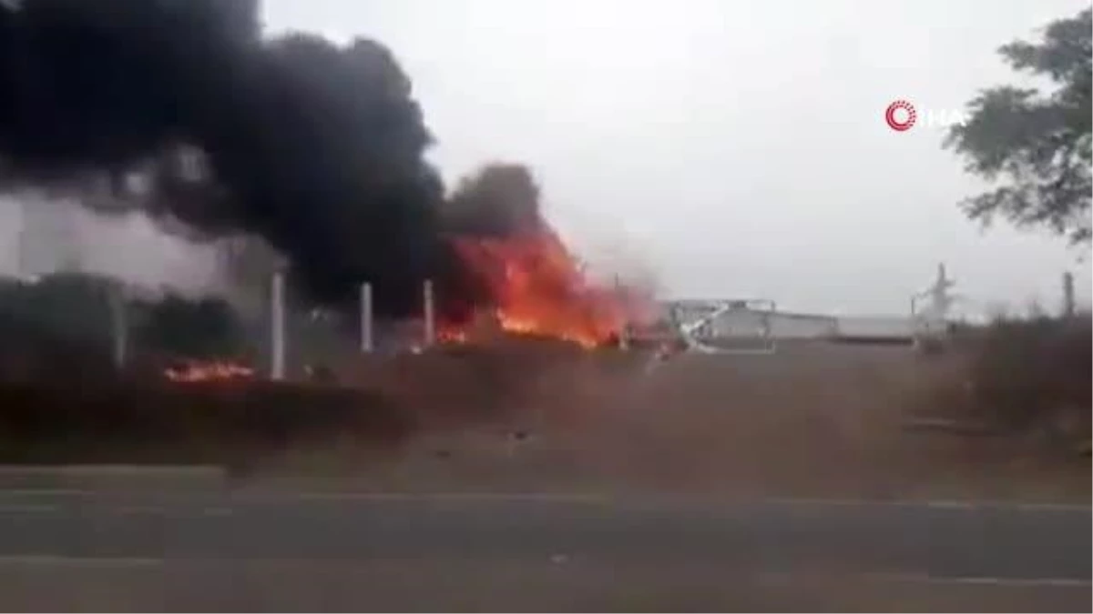 Son dakika haberleri... Meksika\'da küçük uçak düştü: 1 ölü