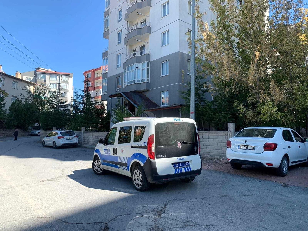 Yatağında fenalaşan şahıs hayatını kaybetti