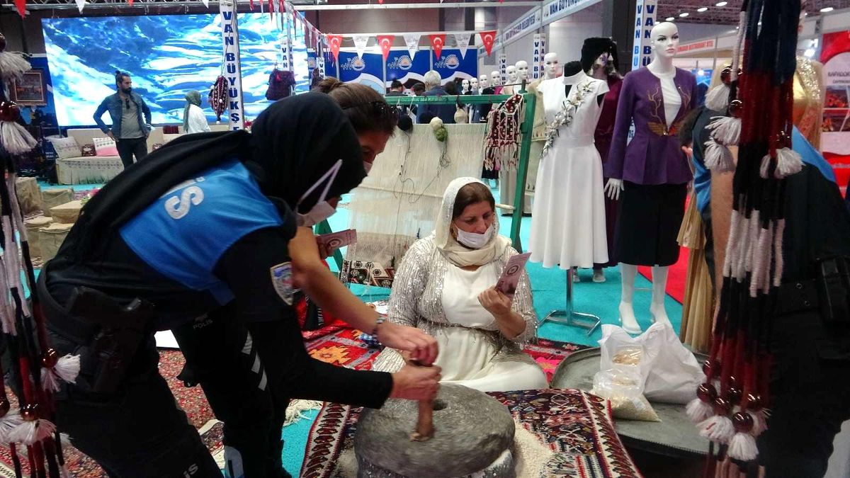 11. Doğu Anadolu Uluslararası Turizm ve Seyahat Fuarı\'na yoğun ilgi